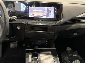Fotografie 17 des Opel Astra 1.2 Turbo Hybrid 48 V GS