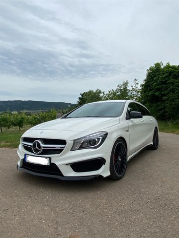 MERCEDES-BENZ CLA 45 AMG Shooting Brake 4 Matic Performance 