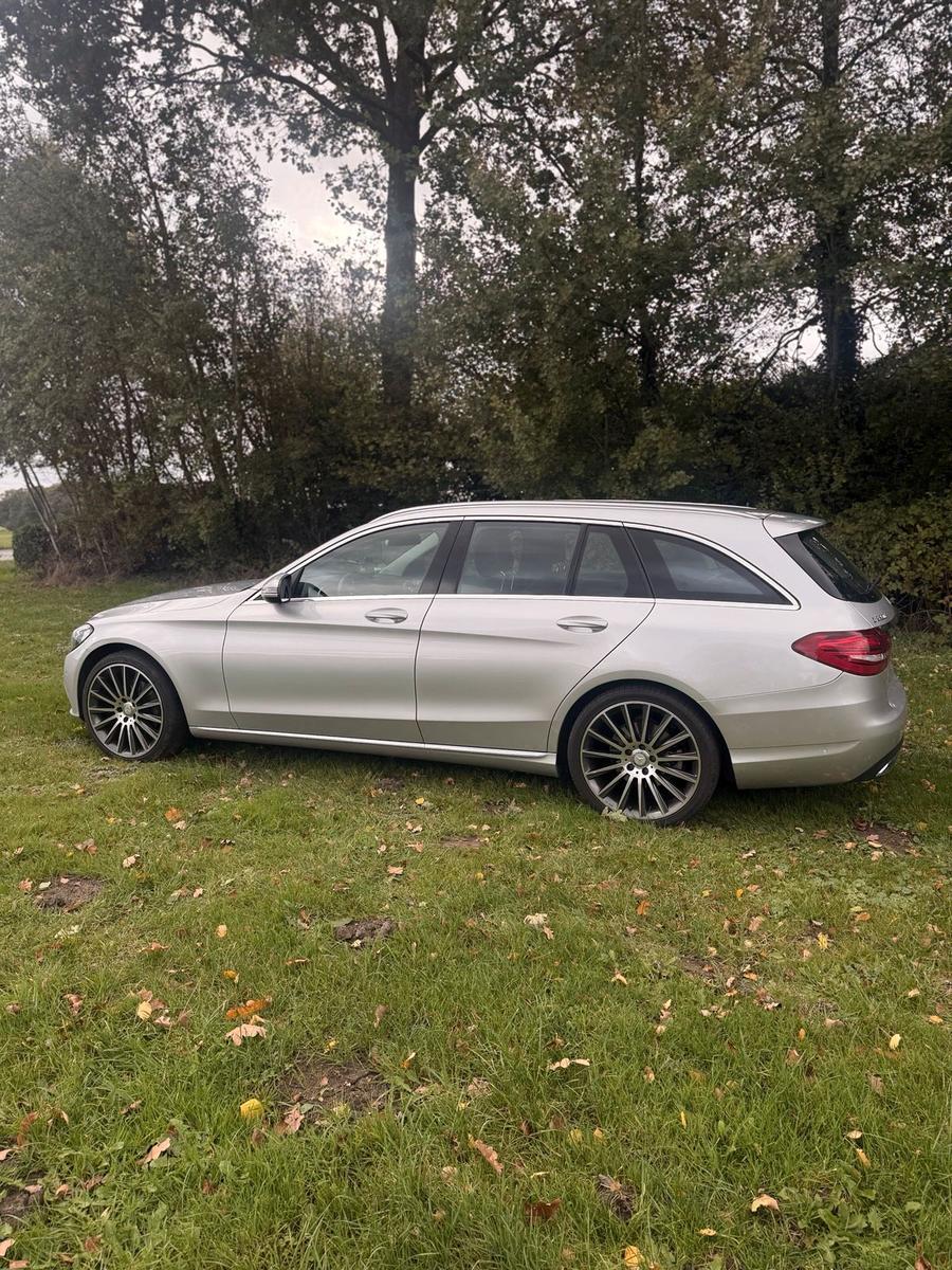 Mercedes-Benz C 220