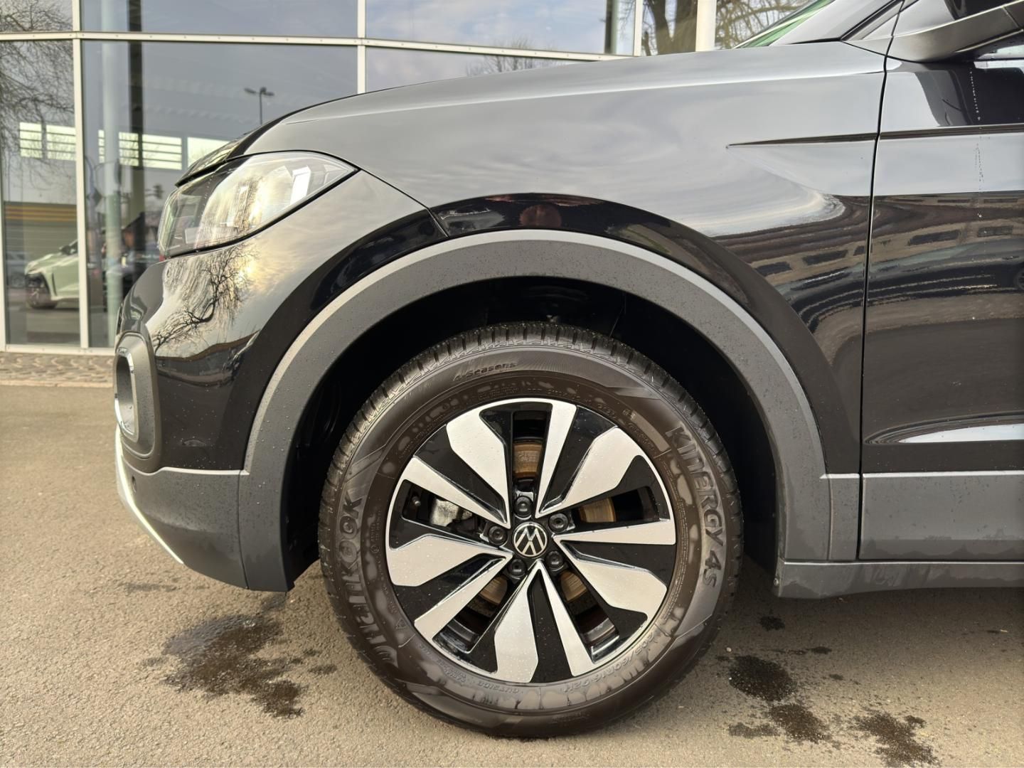 Fahrzeugabbildung Volkswagen T-Cross MOVE MOVE 1.0 TSI-DSG,Navi,ACC,Climatron