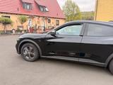 Ford Mustang Mach-E Extended Range Tech 2 Pano - Ford Mustang Mach-E von privat