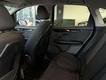 BMW 218 - 12