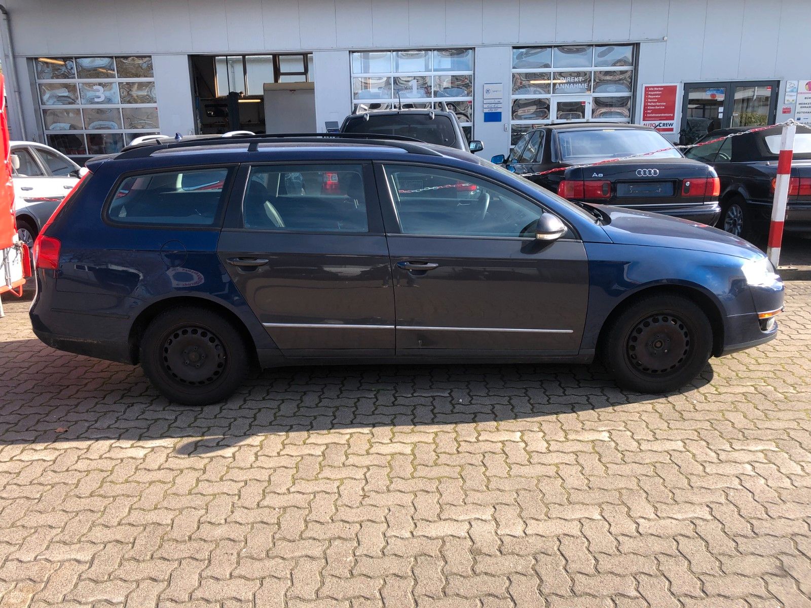 Fahrzeugabbildung Volkswagen Passat Variant Trendline Wasserschaden