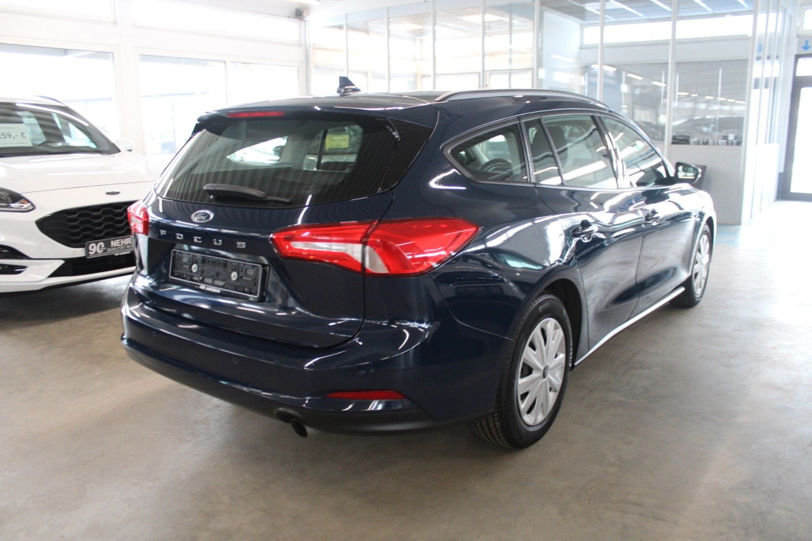 Fahrzeugabbildung Ford Focus Trend Turnier KLIMA AHK WinterPaket 1.Hd