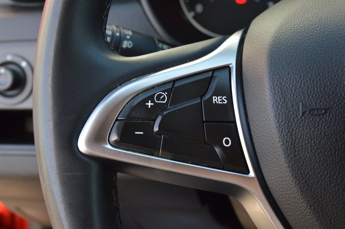 Fahrzeugabbildung Dacia Duster II Adventure AHK Alu Navi