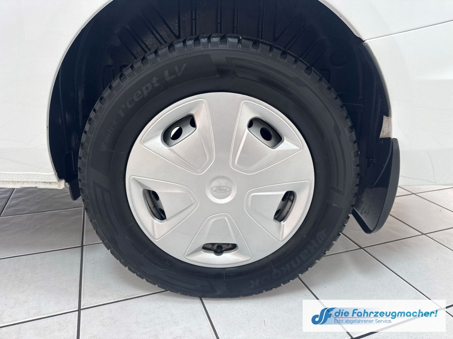 Fahrzeugabbildung Ford Transit Custom Kasten 320 AUTOMATIK L2 Trend 2.0