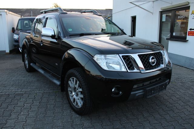 Nissan Navara Double Cab LE V6 4x4 Vollausstattung*Sche