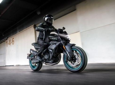 CFMOTO 800NK Advanced