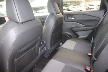 Fotografie 7 des Nissan Qashqai 1.3 DIG-T MHEV Xtronic N-Connecta