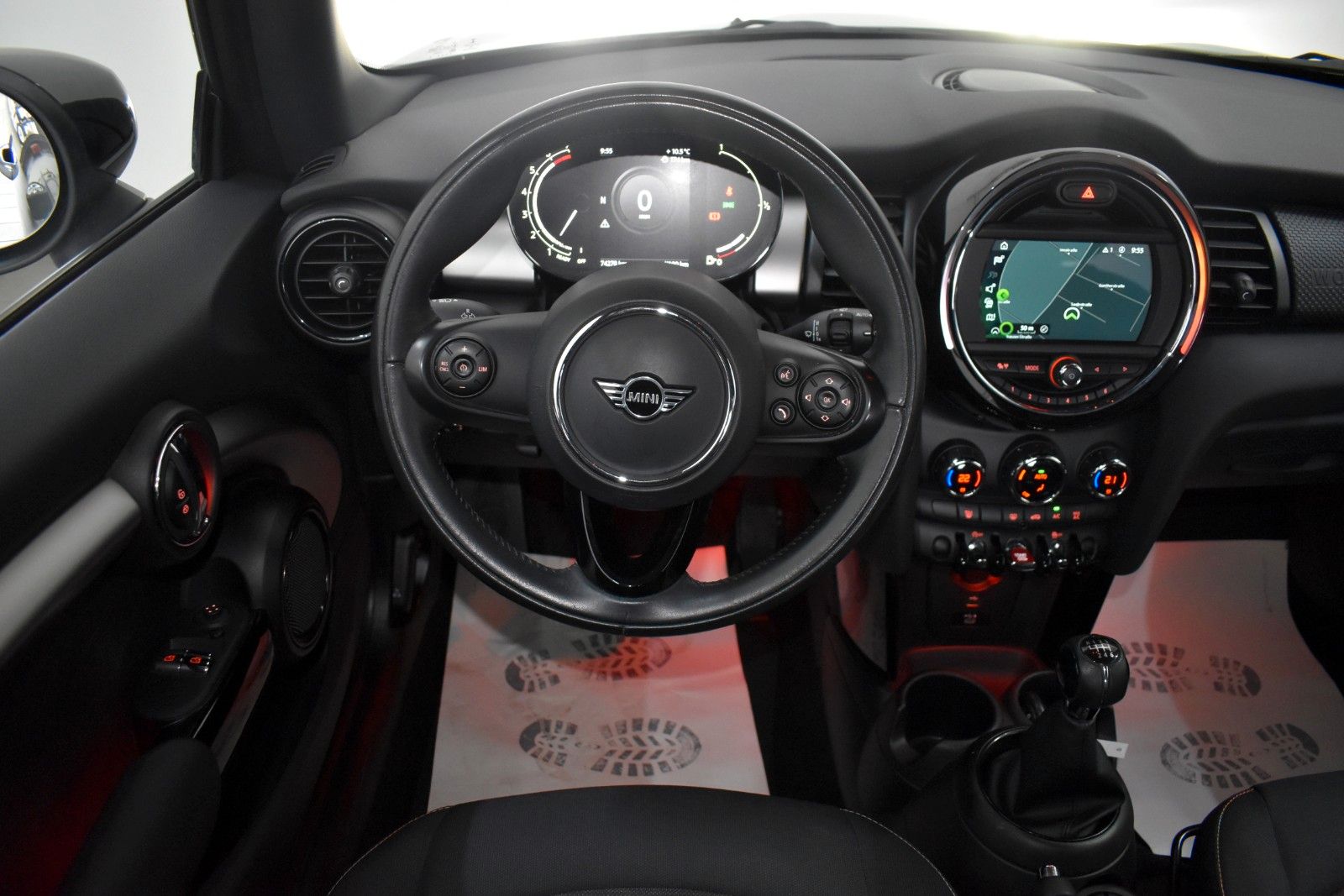 Fahrzeugabbildung MINI COOPER 3-trg. Pak.Pepper, Navi, LED, PDC