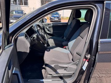 Volkswagen Tiguan - 7