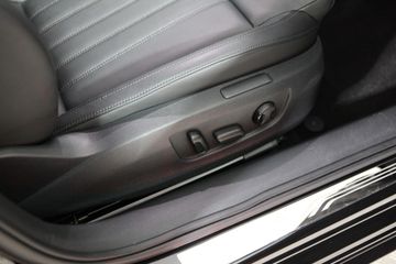 Skoda Superb Combi III 2.0 TDI DSG Style XENON NAVI