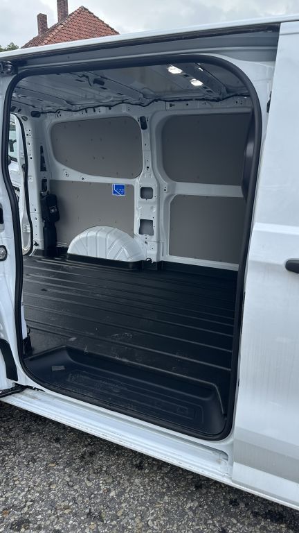 Fahrzeugabbildung Ford Transit Custom Basis  280 L1H1 LKW VA