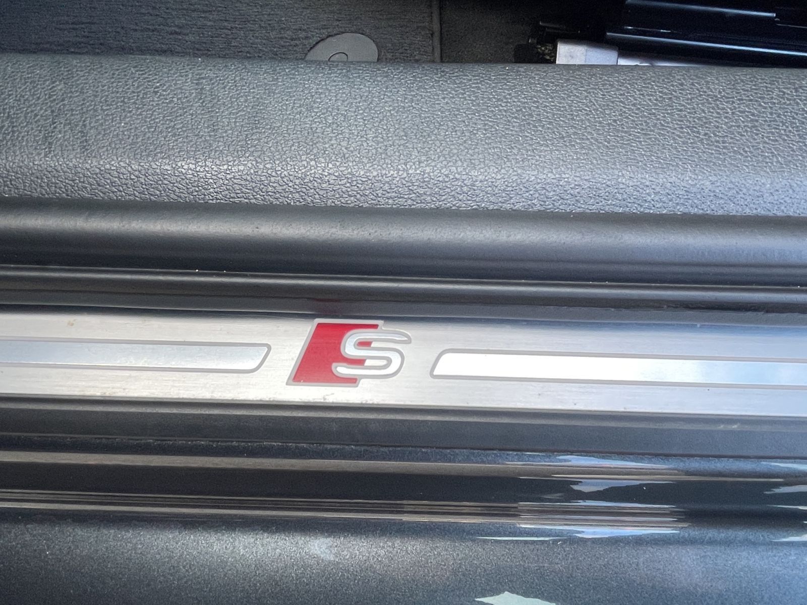 Audi A4 - Bild 25