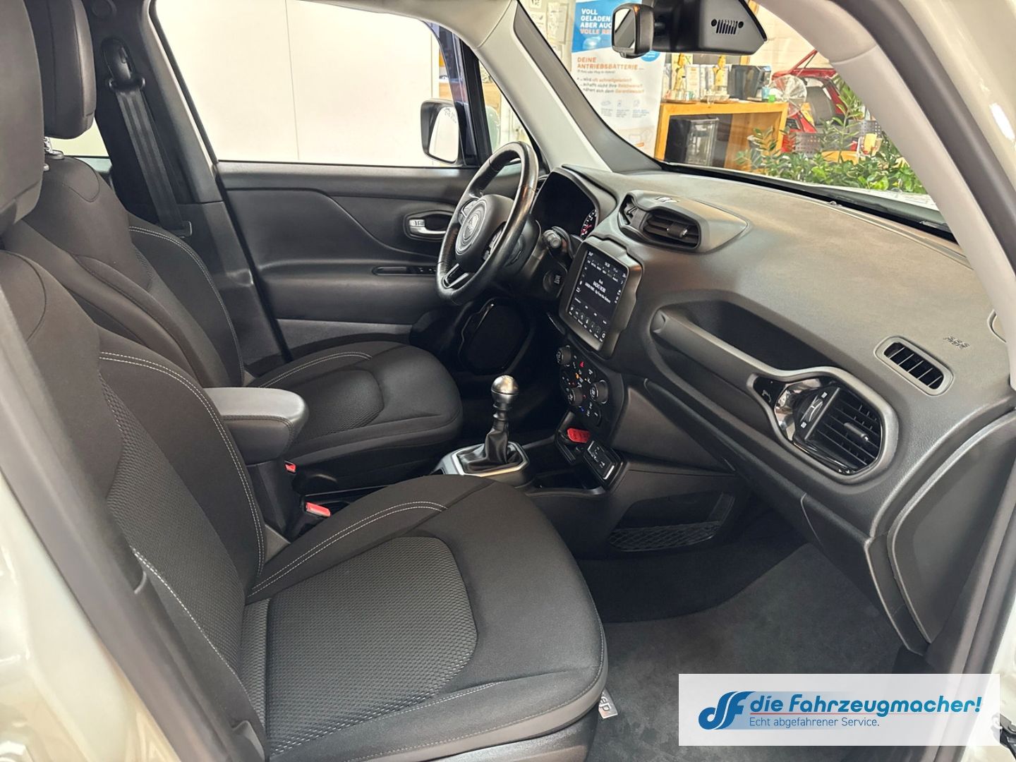 Fahrzeugabbildung Jeep Renegade Limited FWD Navi Soundsystem ACC DAB Am