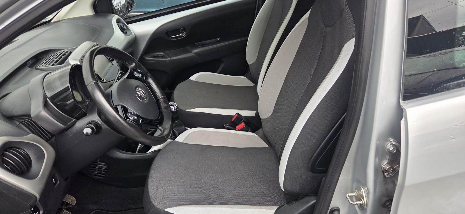 Toyota Aygo AYGO x-play Edition-S 1,0 *1-Hand*
