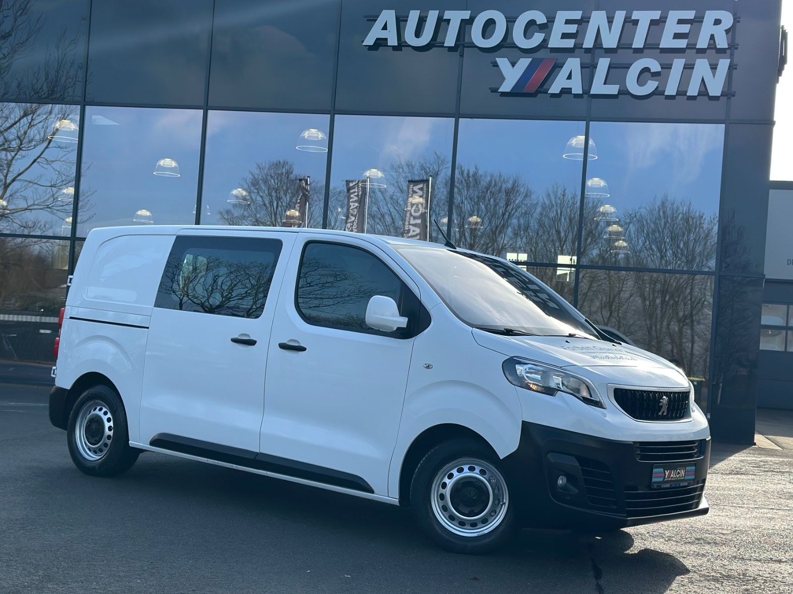 PEUGEOT Expert - Gebrauchtwagen in Aurich