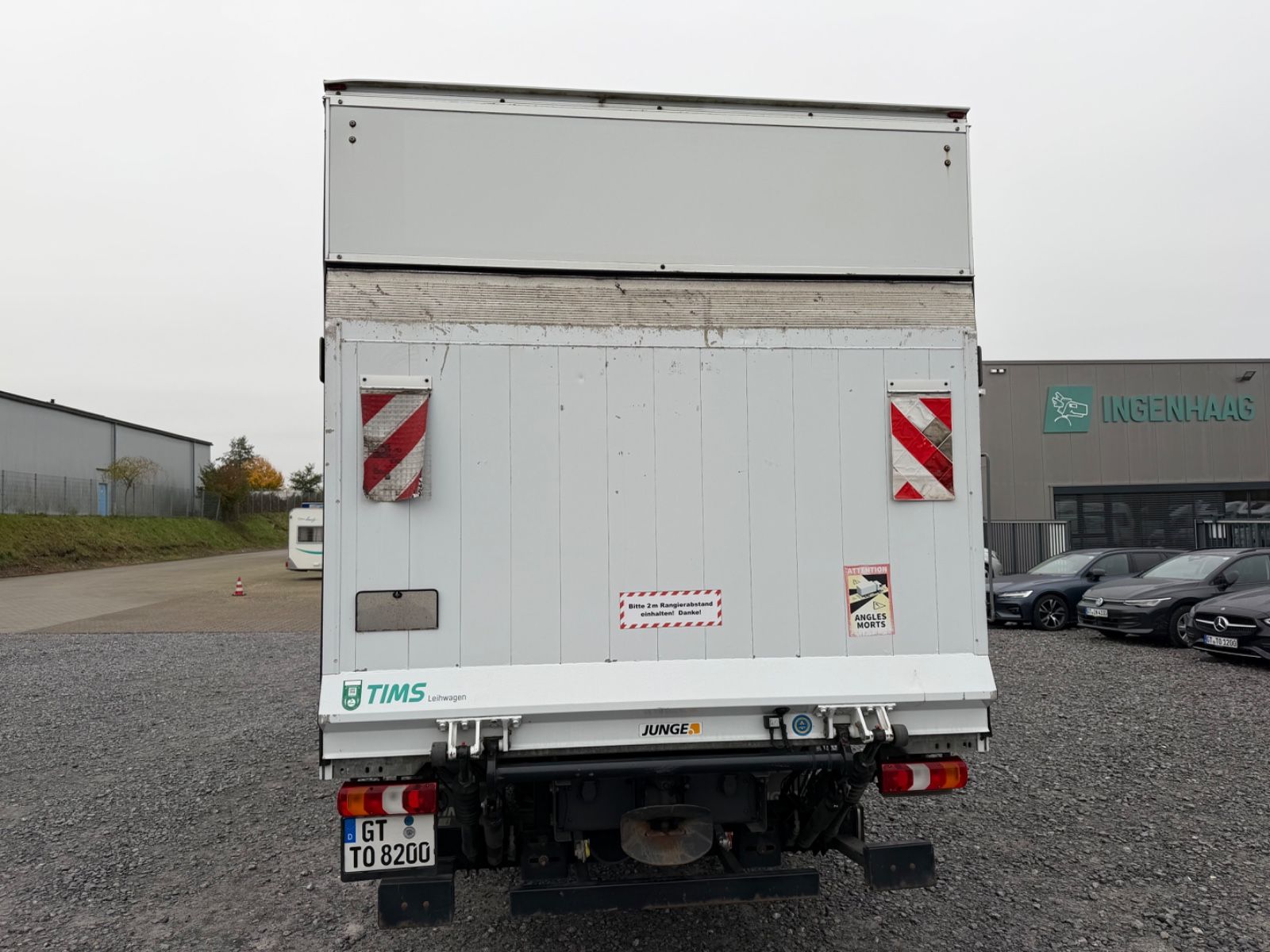 Fahrzeugabbildung Mercedes-Benz Atego 818L Koffer LBW