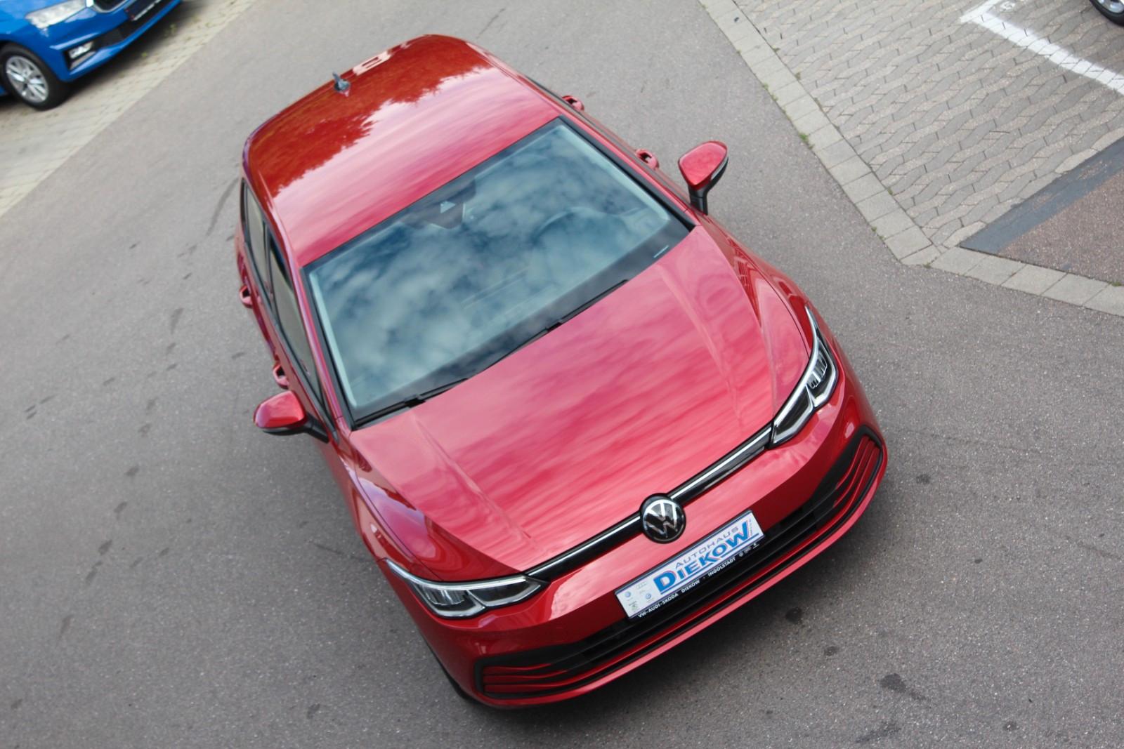 Volkswagen Golf VIII Life/SHZ/ACC/LED/PDC/App/>>Tiefstpreis