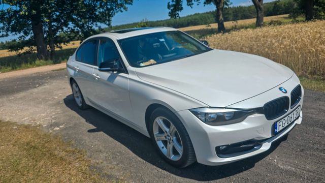 BMW 328i X 2014 149 000 km