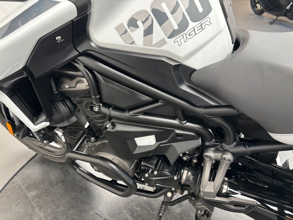 Fahrzeugabbildung Triumph TIGER 1200 ALPINE *KOFFER *SERVICE NEU *TÜV NEU