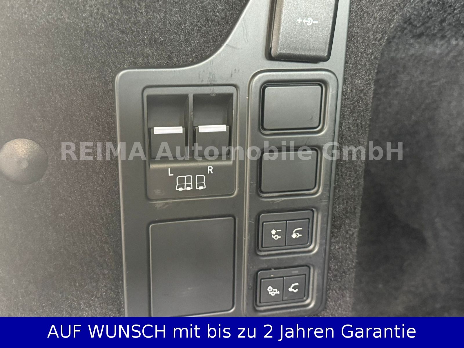 Fahrzeugabbildung Land Rover Discovery 5 HSE P360 AWD, Pano