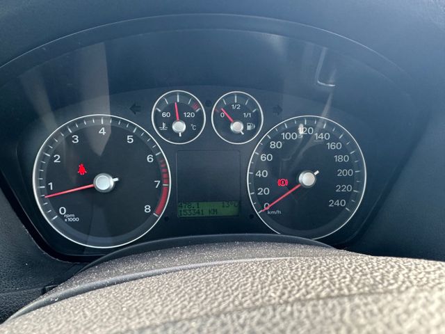 Fahrzeugabbildung Ford Focus Turnier Trend*KLIMA*8-FACH*1.HAND