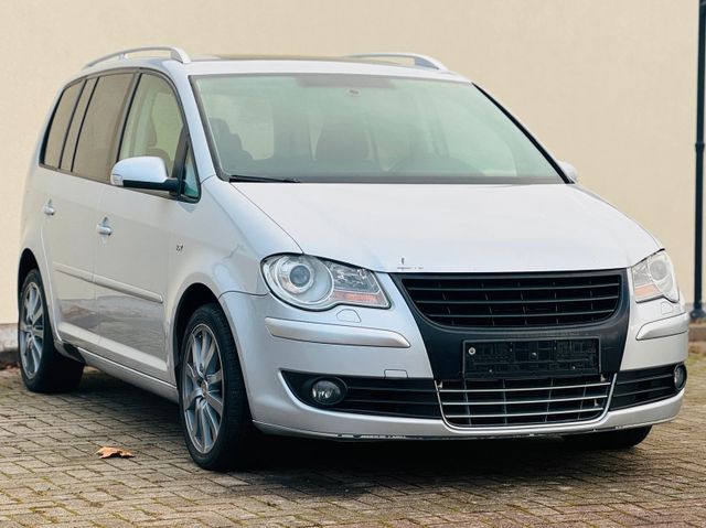 Volkswagen Touran Highline R-Line Automatik