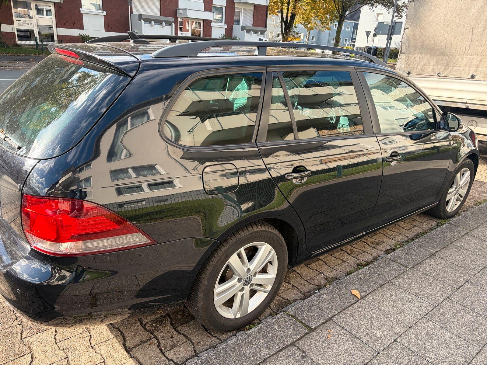 Volkswagen Golf 2013 — engine 110 HP (81kW)