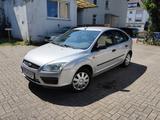 Ford Focus 1,6TDCi 80kW Ambiente Ambiente - Ford Focus Ambiente mit Diesel-Antrieb