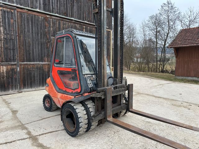 Linde H 30 D Zwillingsbereifung