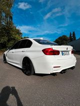 BMW F30 320ed - BMW 320: E30