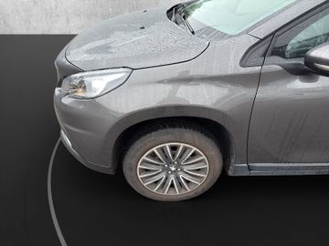 Peugeot 2008 PureTech 82 Active SHZ+PDC+AHK
