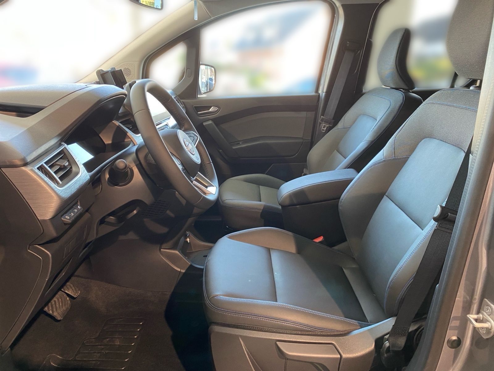 Fahrzeugabbildung Nissan Townstar Kombi L1 Automatik Tekna *NAVI*360°-KAM