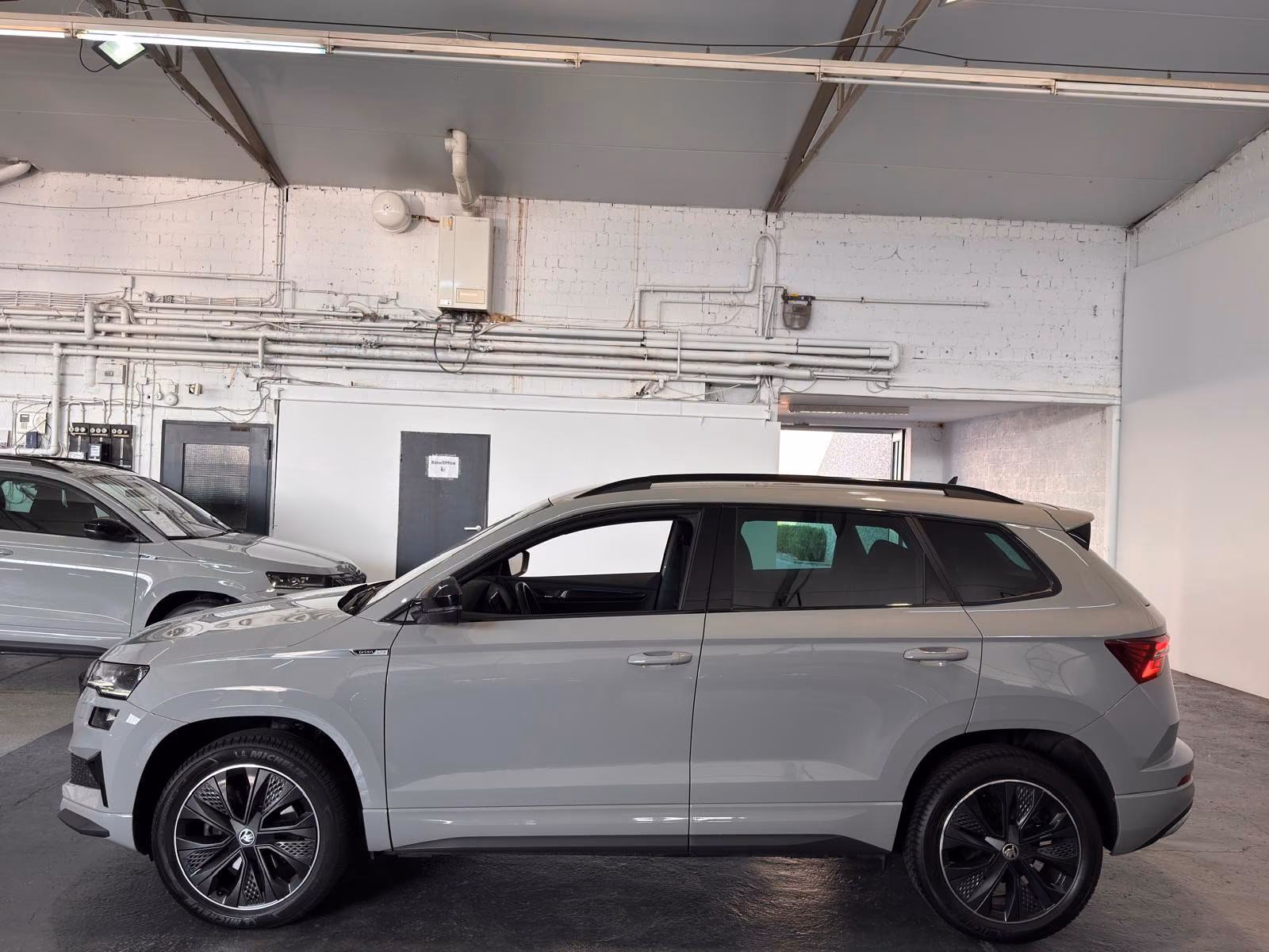 Skoda Karoq Sportline ShZ/Ambient/ACC/Winter-Paket Plu, миниатюра 10
