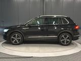 Volkswagen Tiguan 2.0 TDI DSG Elegance*PANORAMA*MATRIX*KAME - mit Diesel-Antrieb: Schwarz, Alcantara, Beheizbares Lenkrad