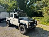 Land Rover Defender 110 TD4 Crew-Cap Double-Cab DCPU - gebrauchte Land Rover Defender aus dem Jahr 2009