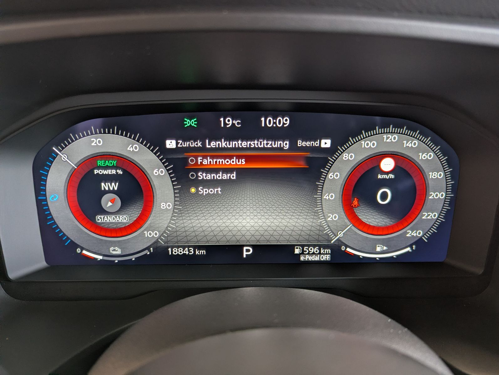 Fahrzeugabbildung Nissan X-Trail 1.5 e-Power N-Connecta ACC 360 Navi 12"