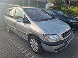 Opel Zafira 1.8 16V Comfort Comfort - Opel Zafira: Comfort