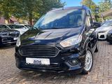 Ford Tourneo Courier Titanium - schwarze Ford Tourneo Courier
