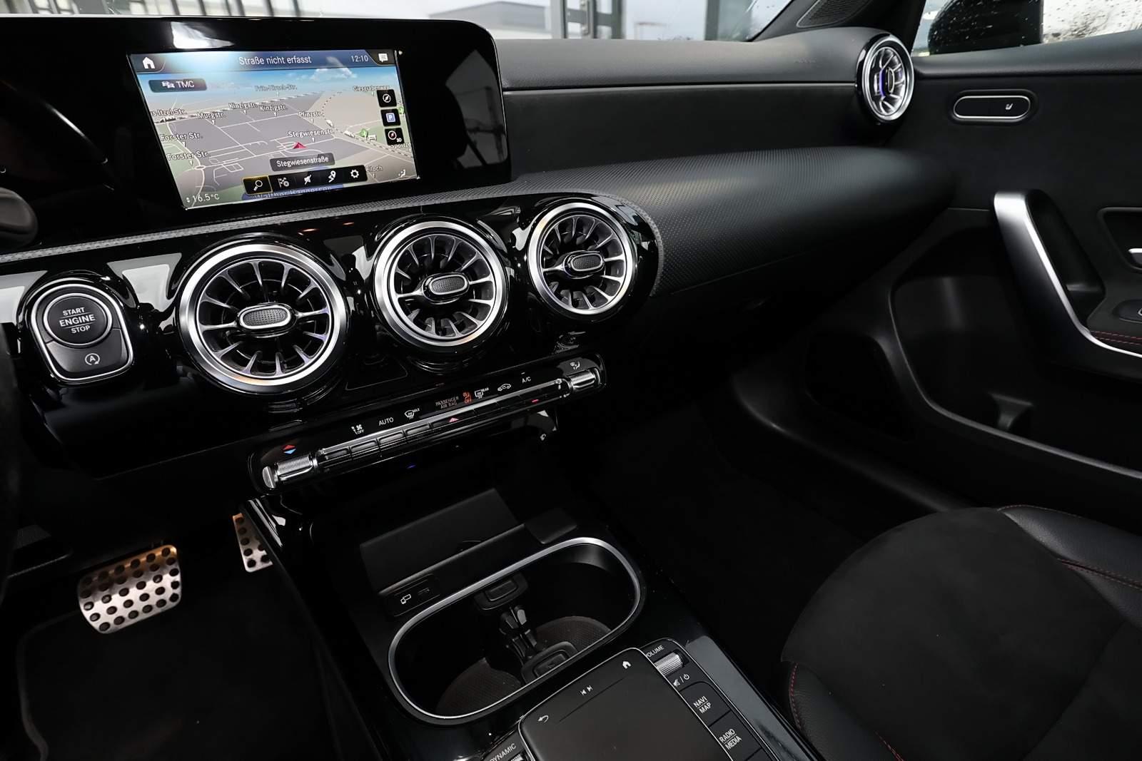 Mercedes-Benz A-Class AMG KAMERA+SPURHALTE+CARPLAY+NIGHT PAKET, миниатюра 9