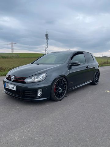 Volkswagen Golf GTI Edition 35