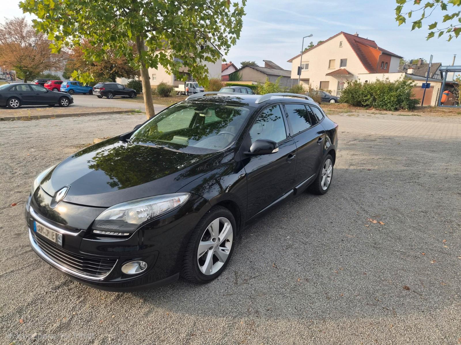 Renault Megane 2013 — interior