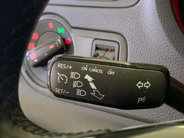 Fahrzeugabbildung Volkswagen Polo V 1.4 TDI NAVI/TEMP/ALARM/TEMPOMAT