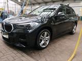BMW X1 28i X+Drive - BMW 1er Reihe mit Benzin-Antrieb: Geländewagen