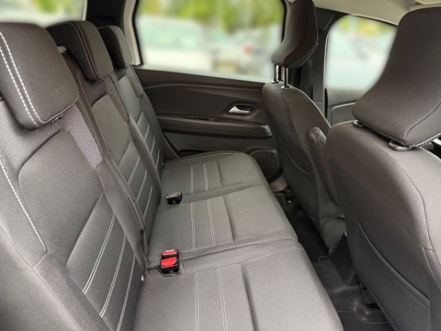 Fahrzeugabbildung Dacia Jogger Expression 1.0 TCe 100 ECO-G +CARPLAY+RFK
