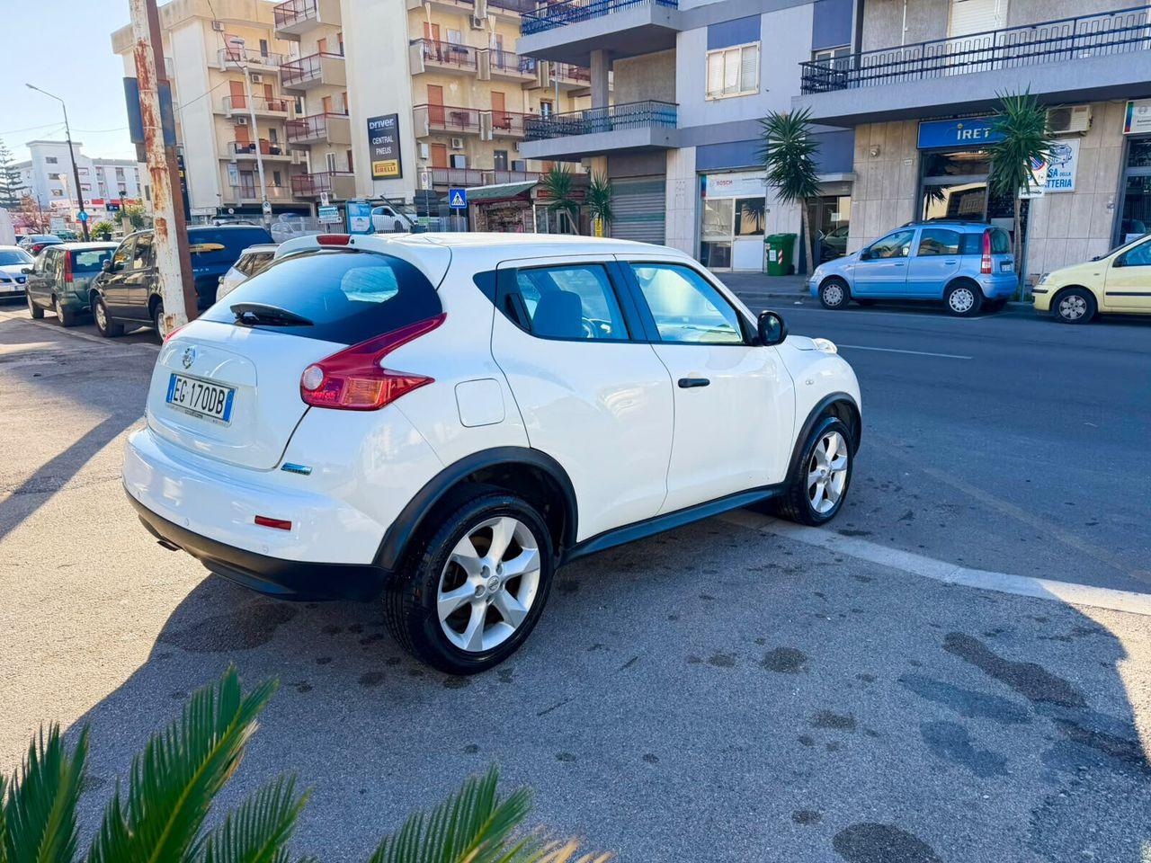 Nissan Juke 2011 — photo 8