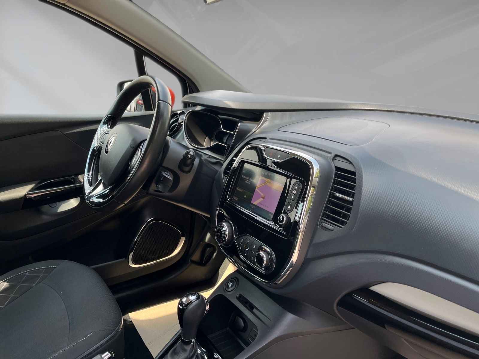 Renault Captur Luxe – Bild 9