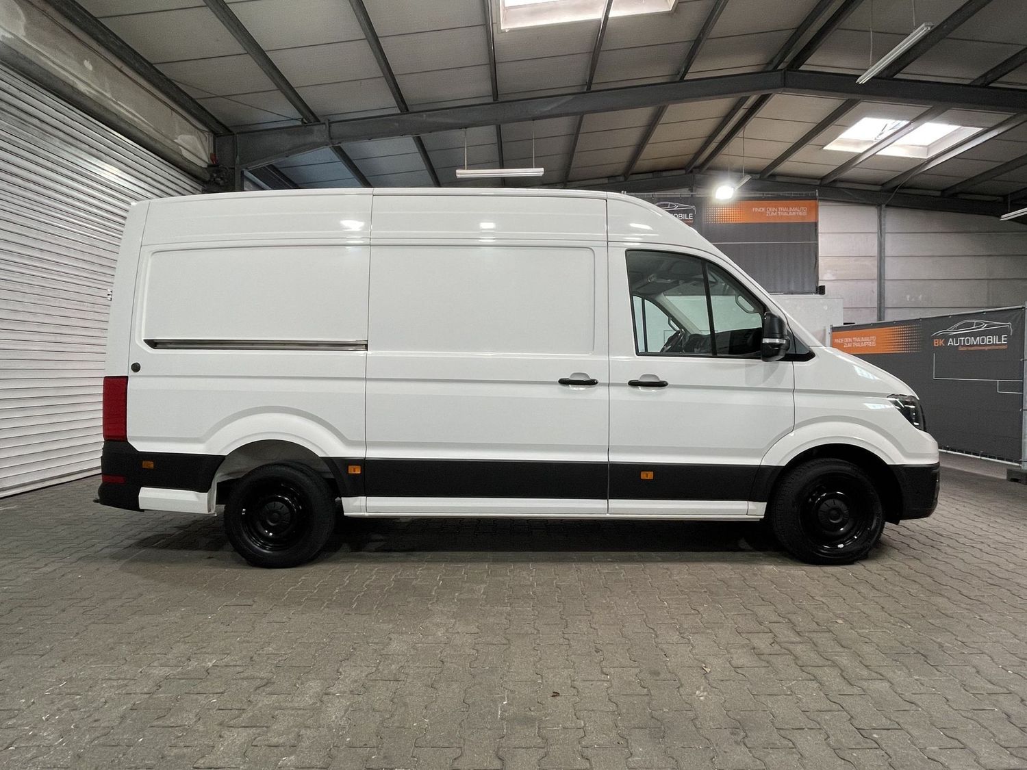 Fahrzeugabbildung Volkswagen Crafter Kasten 35 Hochdach #Kamera#AHK