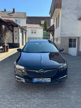 Opel Insignia Sports Tourer Dynamic 1.5 D. I. Turbo - Opel Insignia: Tourer Sports Turbo